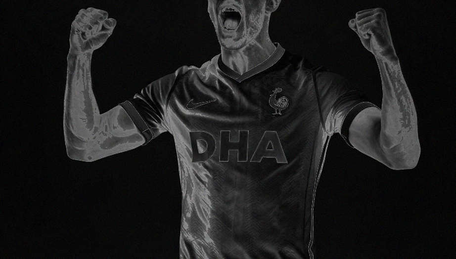 Empty Page, Full Silence: Sports Data, Blockchain, and the Courage Not to Lie Empty Page, Full Silence: Sports Data, Blockchain, and the Courage Not to Lie
