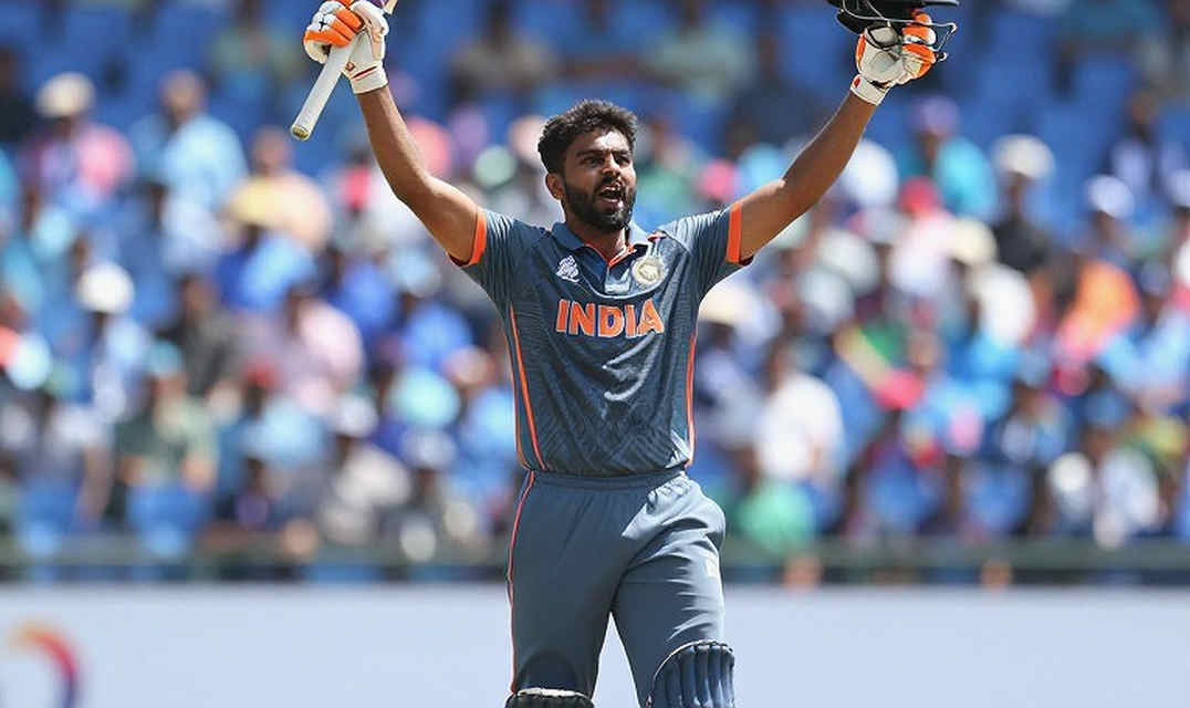 জর্ডান নিলের ফেরা: উইন্ডহোকের উঁচু মাঠে আয়ারল্যান্ডের গতির পরীক্ষা