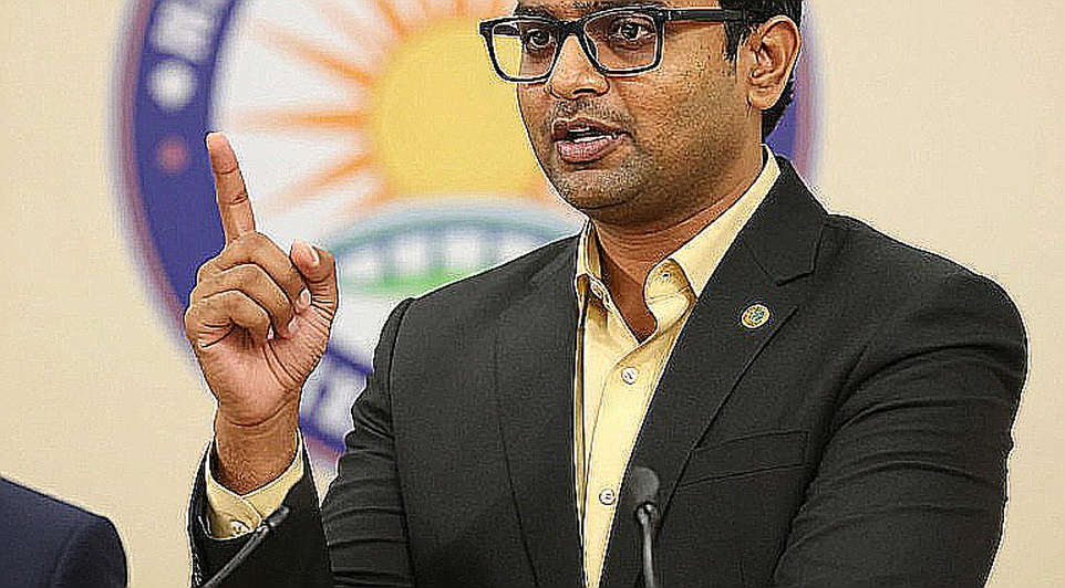 Cricket's Justice on the Blockchain? DRS, Contracts and Asia's Ledger of Power